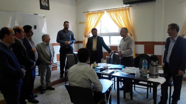 بازدید دکتر امجدی معاون پژوهشی اداره کل آموزش و پرورش گیلان از روند مصاحبه