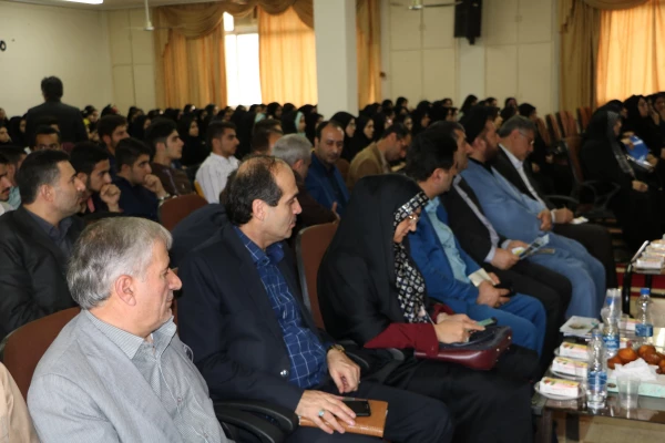 مراسم استقبال   ورود نومعلمان دانشگاه فرهنگیان