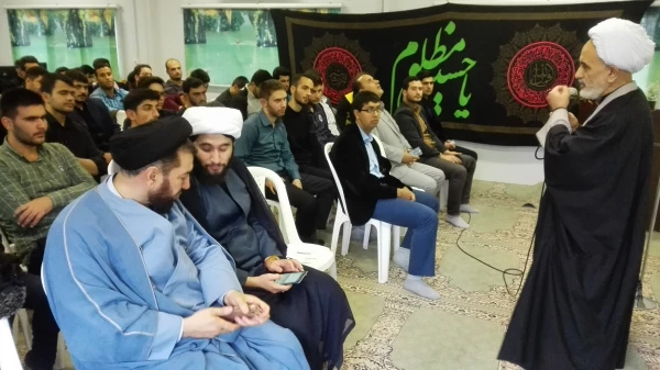 اولین نشست سبک زندگی  اسلامی دانشجوئی