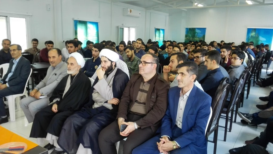 نشست توجیهی-آموزشی دانشجو معلمان جدید الورود