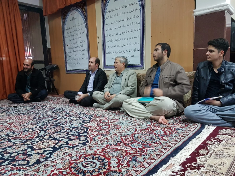 برگزاری شب شعر در سرای دانشجوئی