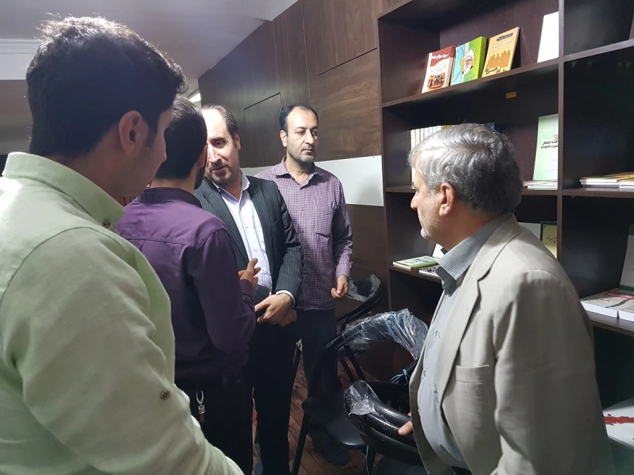 برگزاری شب شعر در سرای دانشجوئی