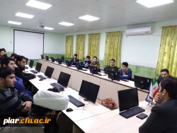 نشست صمیمی دکتر صدیقی با مسئولین و دانشجویان