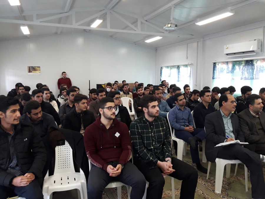 کرسی آزاد اندیشی با موضوع نقش دانشجومعلم  در تحول فرهنگی