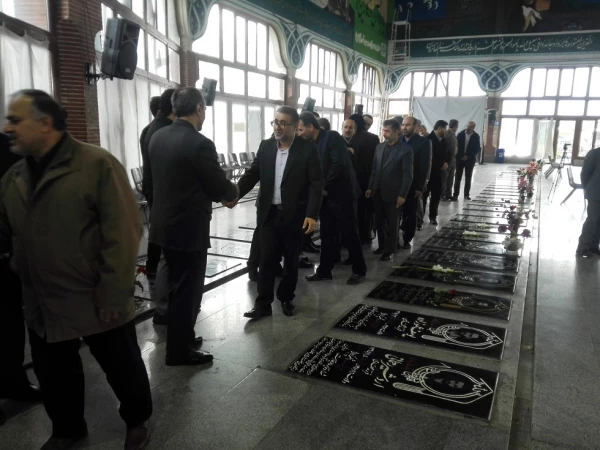 تجدید میثاق با آرمان های شهدا