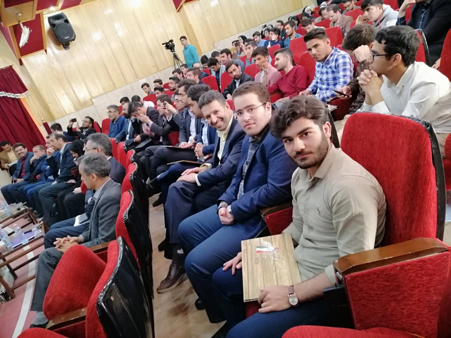 افتخار آفرینان دانشگاه فرهنگیان گیلان در بیست و نهمین جشنواره ادبی ،پژوهشی و نرم افزار استان یزد