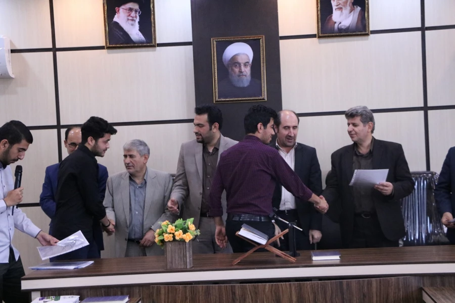 کارگاه آموزشی نشریه دانشجویی(چگونه ژورنالیسم شویم)