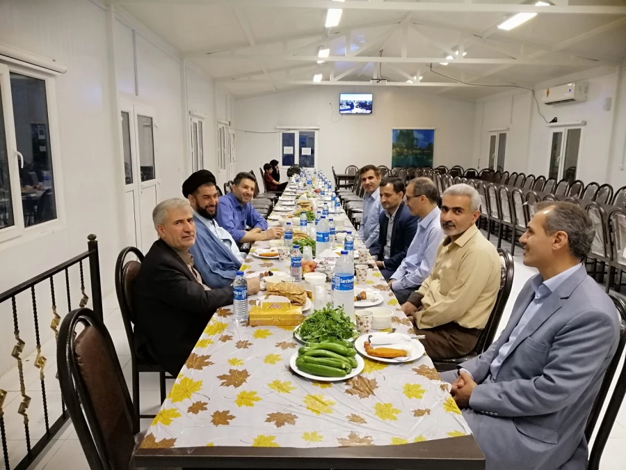 مراسم افطاری ماه خدا