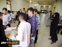 بازدید دکتر احدزاده از حوزه امتحانی پردیس امام علی (ع)