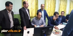 بازدید دکتر احدزاده از روند ثبت نام ورودی های جدید