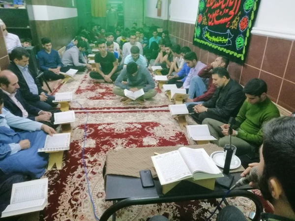 برگزاری محفل انس با قرآن کریم 
