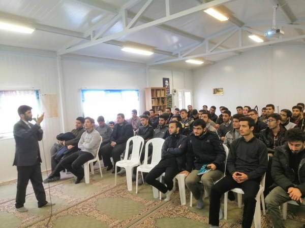  دومین جلسه آموزش روان خوانی و زیبا خوانی قرآن کریم