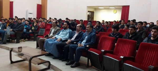 نشست صمیمی و جلسه پرسش و پاسخ