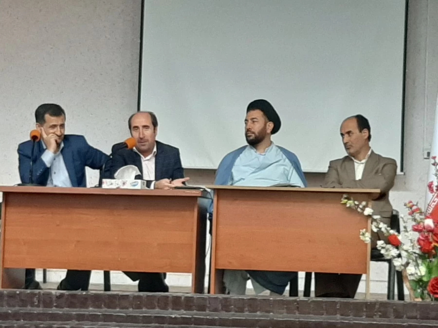 نشست صمیمی و جلسه پرسش و پاسخ