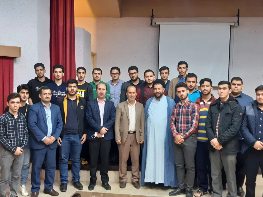 نشست صمیمی و جلسه پرسش و پاسخ