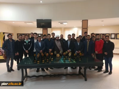 بازدید از نمایشگاه تخصصی اسنادتاریخی نهضت جنگل 