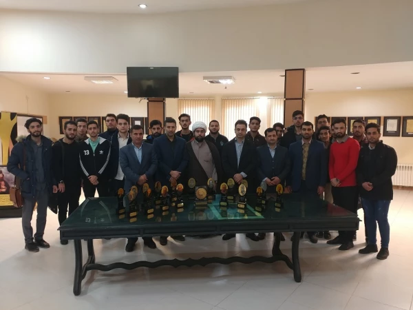 بازدید از نمایشگاه تخصصی اسنادتاریخی نهضت جنگل 