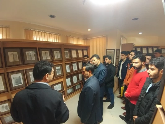 بازدید از نمایشگاه تخصصی اسنادتاریخی نهضت جنگل 