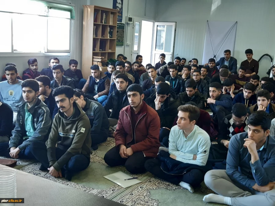 جلسه توجیهی وتبیینی ، پرسش و پاسخ مسئولین با دانشجومعلمان