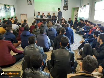 جلسه توجیهی وتبیینی ، پرسش و پاسخ مسئولین با دانشجومعلمان