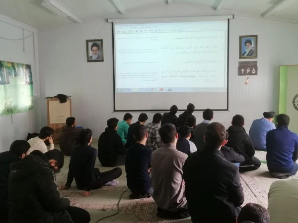 تجلیل از دانشجومعلم مهدی عبرتی