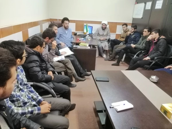 جلسه با کانون های نمازونیایش ، قرآن وعترت