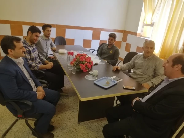 بازدید دکتر احدزاده