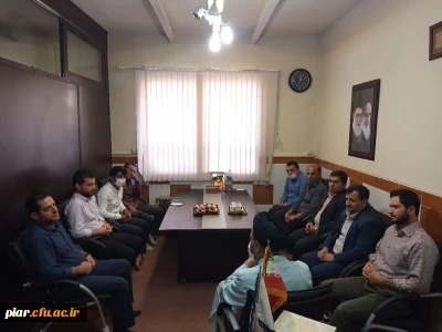 جلسه  مسئول دفتر نهاد مقام معظم رهبری با همکاران شرکتی
