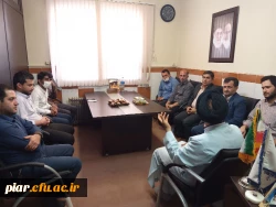 جلسه  مسئول دفتر نهاد مقام معظم رهبری با همکاران شرکتی