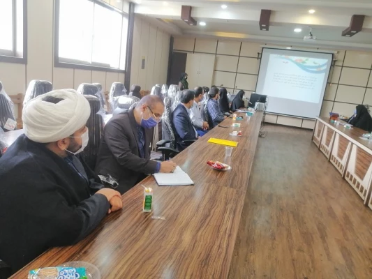 «بررسی نقش زنان مسلمان در واقعه ی کربلا و صیانت و نشر پیام آن»