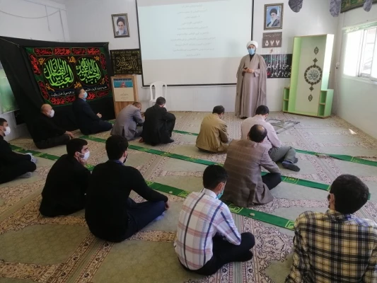 اقامه نماز جماعت با رعایت پروتکل بهداشتی 3